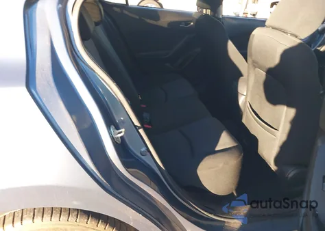 2015 Mazda Mazda3 I Sport z USA, uszkodzony, nr VIN 3MZBM1U70FM216198